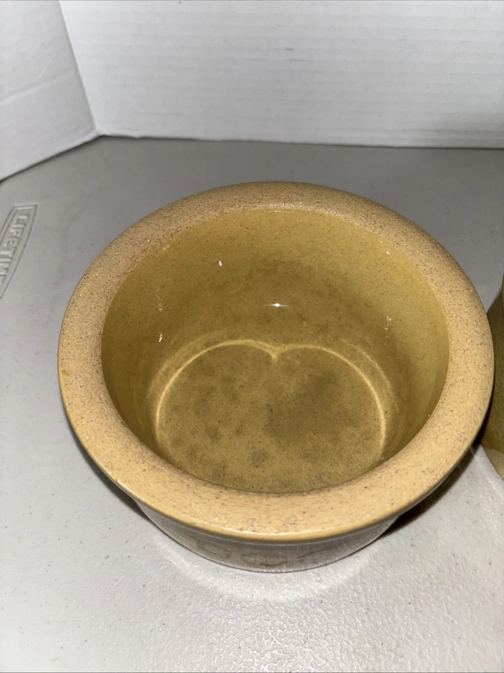 2 cuencos de cerámica para perros R.R.P. Co Roseville OH EE. UU. 5,5" ancho gres amarillo #200 Foto 3 de 4