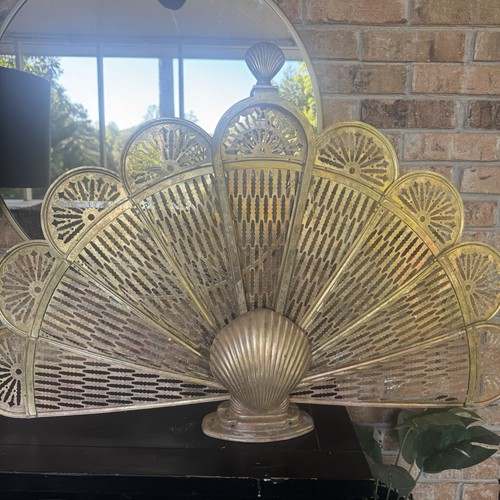 Vintage Brass Peacock Fireplace Screen Seashell | Hollywood Regency Mid Century - Picture 18 of 21