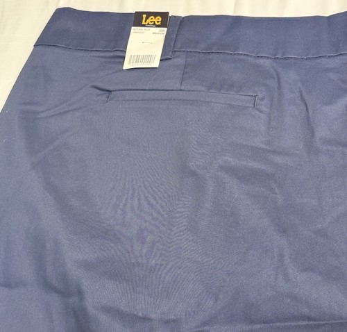 NWT Lee Wrinkle Free Fit Straight Pants Womens Plus Size 30 W Blue Mid Rise - Picture 5 of 7
