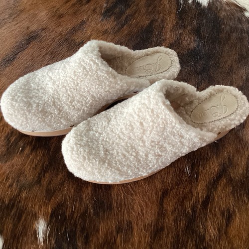 Womens J CREW Curly Faux Shearling Clog size 6 NEW - Picture 2 of 3