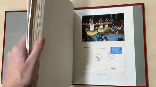 Gilbert island + Kiribati stamps. MNH + covers. Large lot in album. EX66 - Video 1 of 1