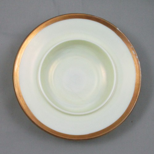 NORTHWOOD GRAPE & GOTHIC ARCHES PEARLIZED CUSTARD GLASS COVERED BUTTER DISH - Picture 6 of 8