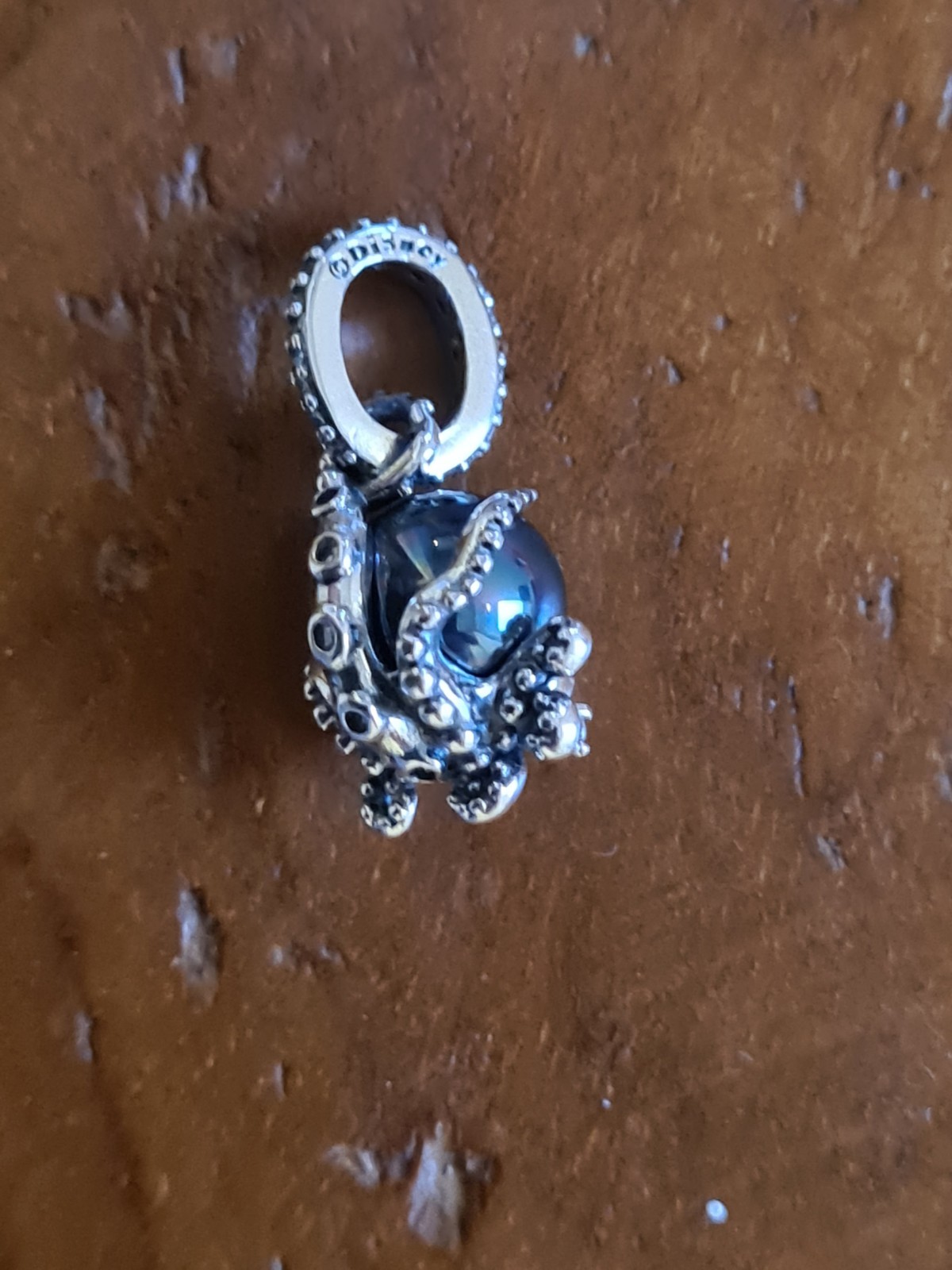Picture 2 of 5