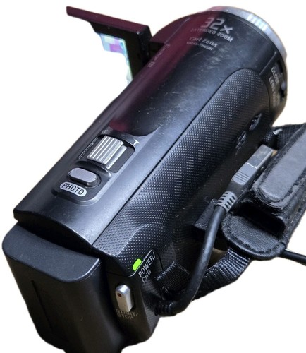 Sony HDR-CX220 8.9 Mega Pixel Handycam OHNE LADEGERÄT ODER bitte genau lesen  - Bild 6 von 10