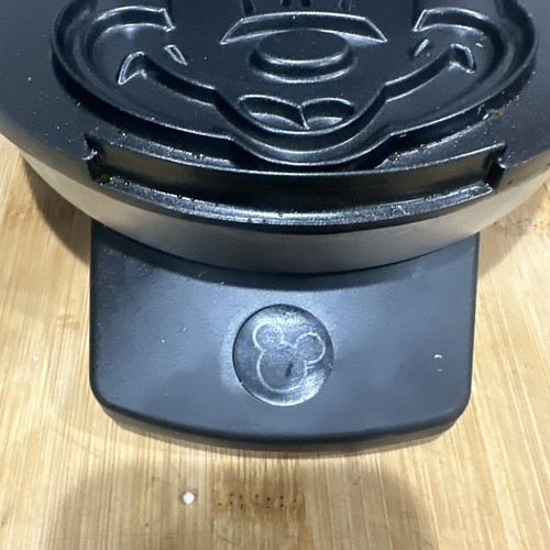 Disney Classic Mickey Mouse Stainless Steal Non-Stick Waffle Maker DCM-1 TESTED* - Picture 7 of 9