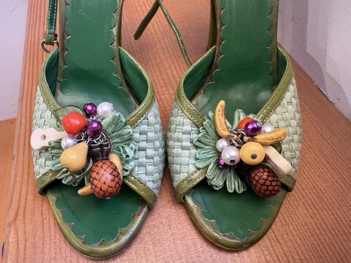 RARO Moschino Barato Y Chic Verde Paja Fruta Cesta Sandalias Tacones Talla 38 1/2 - Imagen 12 de 13