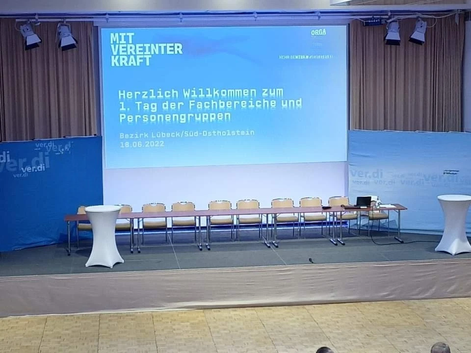 PANASONIC PT-DZ21K2, 3-Chip-DLP-UHP/UHM-Projektor, 20000 ANSI - Bild 4 von 4