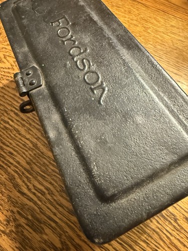 Vintage FORDSON Tractor TOOL BOX Original Embossed utility Black - Picture 9 of 10