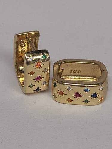 14 Karat vergoldete 925 mehrfarbige Stein 13 mm quadratische Huggie Creolen