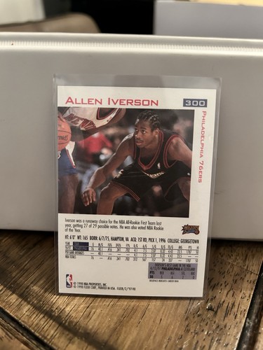 1997-98 Fleer Basketball Allen Iverson Rookie Ofthe Year Card #300 - Picture 2 of 2