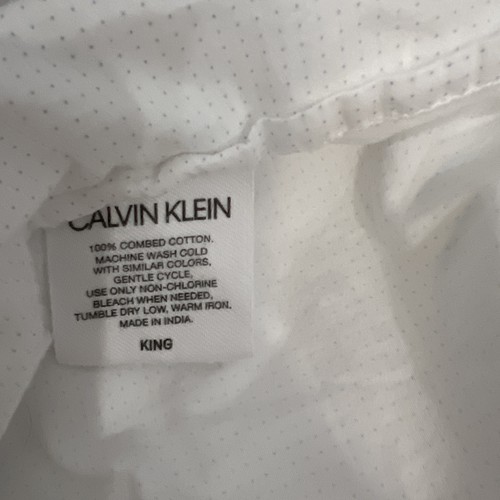 Calvin Klein 4-teiliges King-Bettwäscheset 100 % gekämmter Baumwollsatin weiß blaue Punkte - Bild 7 von 9