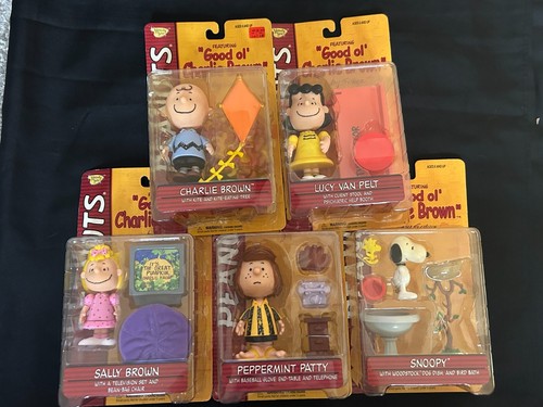 2002 Peanuts Good ol Charlie Brown Lot of 5 NIB (Charlie, Lucy, Sally, Snoopy+)