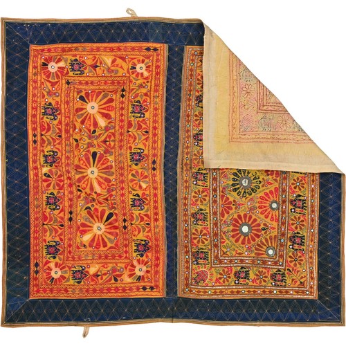 70-80 year old hand made Cotton textile, 4.9 X 5.6 Feet Gujrati Hand Embroidered - Picture 8 of 8