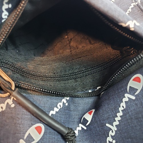 Mochila Champion Unisex Mini Super Tamaño Script Logo Azul Marino NUEVA SIN ETIQUETAS MUY BONITA - Imagen 8 de 12