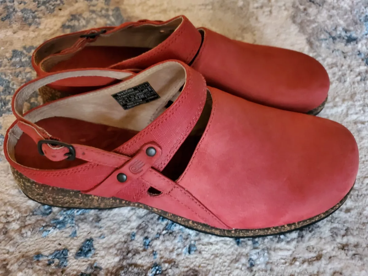 Teva clogs hot sale