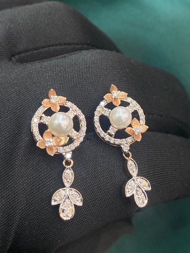 Stunning 3.95 Cts Round Brilliant Cut Diamonds Pearl Dangle Earrings In 14K Gold - Picture 3 of 10