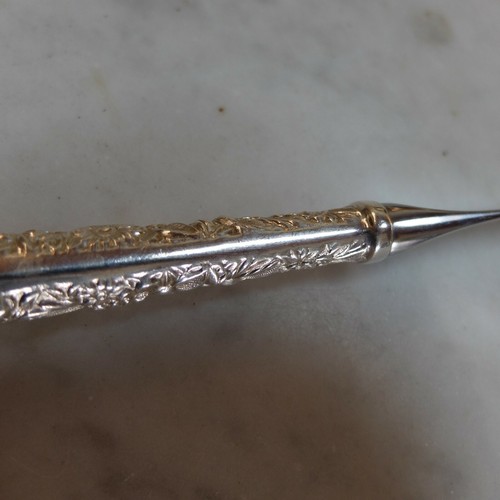 Vintage Sterling Silver Repousse Rose 9 Inch Dinner Knife by Kirk - Picture 6 of 6