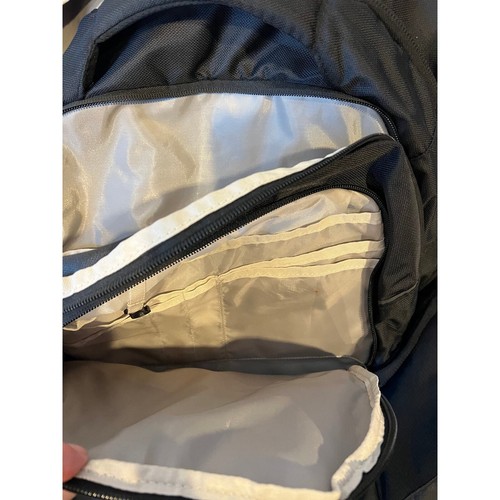 Rodillo giratorio High Sierra Soft Shell 18"x12"x10" - Imagen 3 de 6