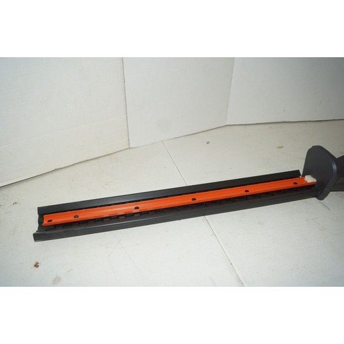 NEW RYOBI RYHDG88VNM EXPAND-IT 17.5" HEDGE TRIMMER ATTACHMENT - Picture 8 of 20