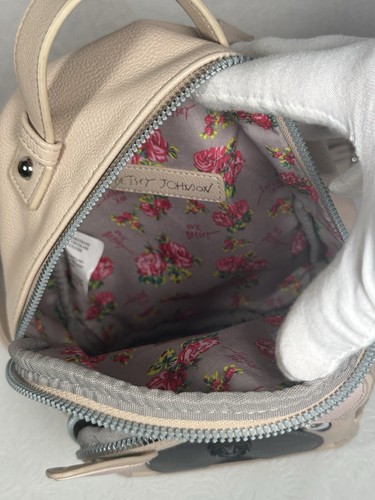 Mini Mochila Betsey Johnson XOBAYBEE Bulldog Francés Bronceada - Imagen 17 de 20