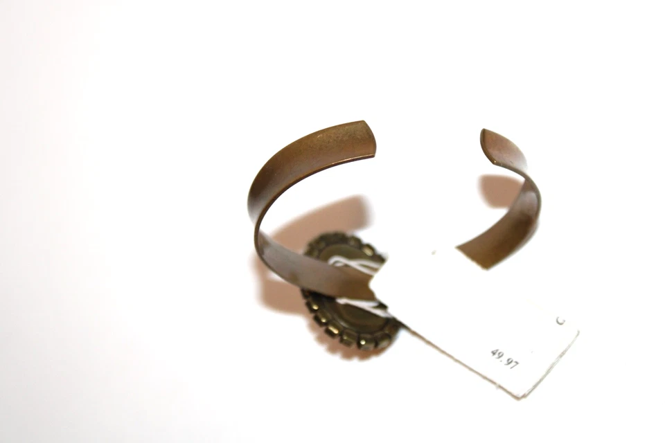 Liz Palaciaos Bracelet antique gold tone thin cuff Rhinestone green ladies - Image 3 of 3