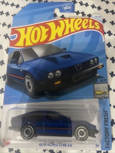 Alfa Romeo GTV6 3.0 2024 Hot Wheels - Imagen 1 de 2