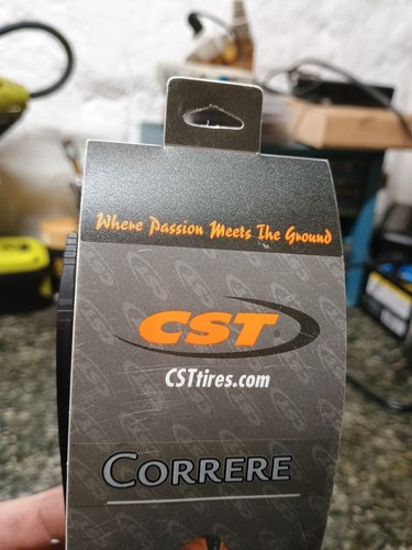 Cst Premium Correre 700 x 25 Clincher Foldind TPI 130 Fast Free Shipping - Picture 2 of 5