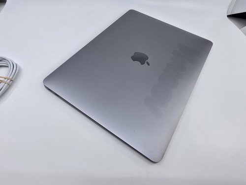 Excellent Apple MacBook Air 13 2020 1.1GHz Intel Core i5 8GB RAM 512GB SpaceGray - Picture 5 of 9