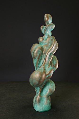 Art sculpture "Woman wearing the Chiton" unique Prof.em Andreas Loeschner-Gornau - 第 4/12 張圖片
