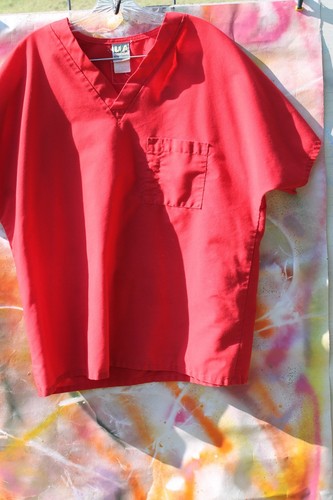 UA Medical Scrubs Top, RED V Neck Pullover, Size L FREE SHIP! - Picture 2 of 6