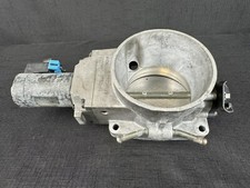 Chevrolet Tahoe 4.8L V8 Throttle Body OEM 17098019 2000-2002