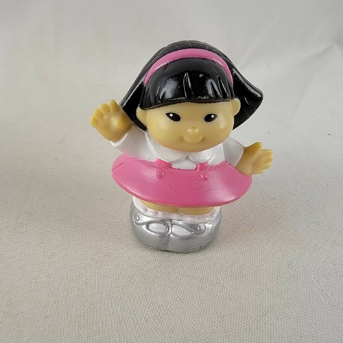 Fisher Price Little People Sonya Lee Waving Puppy Kitten Princess Mia Lot of 3 - Picture 5 of 10