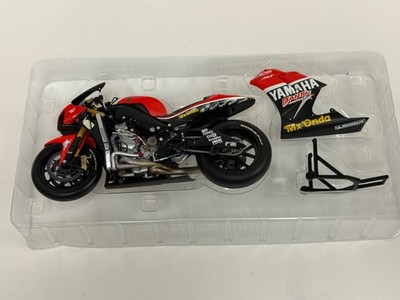 Yamaha YZR-M1 モデル 1/12 スケール MINICHAMPS 1/12 - YAMAHA YZR-M1 - Moto GP 2021 - Five Diecast