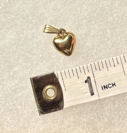 Colgante Corazón Hinchado Tono Dorado Foto 2 de 3