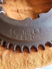 VINTAGE USED COLE 46 HOLE 2 SEED GARDEN PEA CAST IRON SEED PLATE