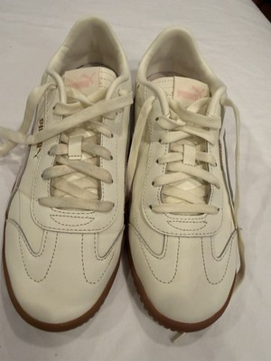 White Women's Puma Gym Shoes Size 11 Casual, Minimal Wear Brown Sole Classic