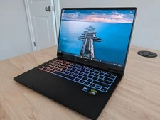 HP OMEN Transcend 14 3K OLED Core Ultra 9-185H RTX 4070 32GB - Warrenty 1TB SSD