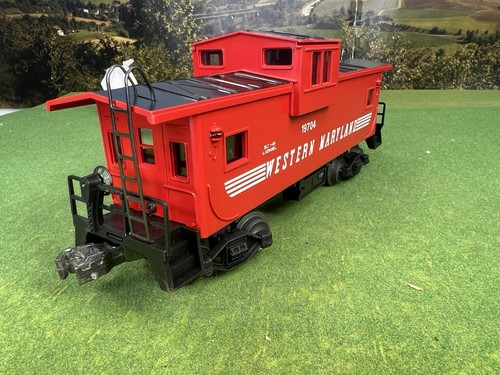 LIONEL 6-19704 WESTERN MARYLAND EXTENDED VISION CABOOSE w/SMOKE & LIGHT NIB - Picture 7 of 18
