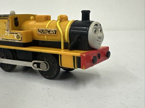 Motorized Trackmaster Thomas & Friends Train Tank Engine Duncan WORKS HEAVY PLAY - Picture 8 of 11