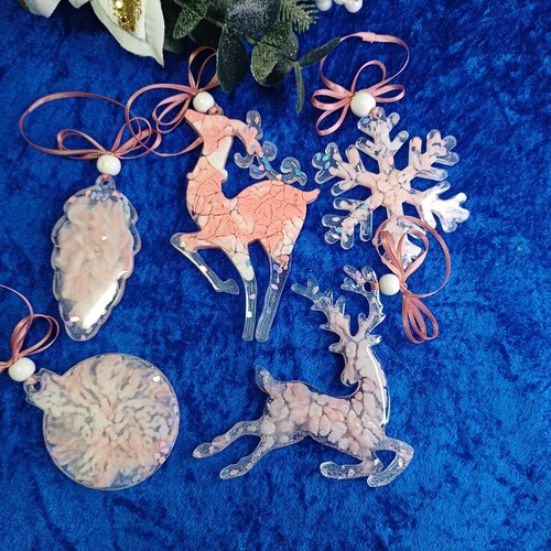 Weinachtsdeko Sets je 5 St.: Geschenk Weinachtsmänner, Reh, Wichtel - Bild 3 von 5