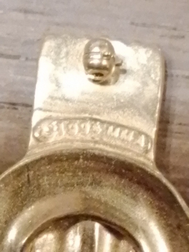 Vintage Goldton MMA Messing Seil Knoten Brosche Met Metropolian Museum New York - Bild 3 von 4