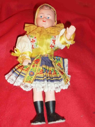 Czech Doll 12 inch Vintage Folk Peasant Costume Traditional 1960' CZECHOSLOVAKI - Picture 2 of 5