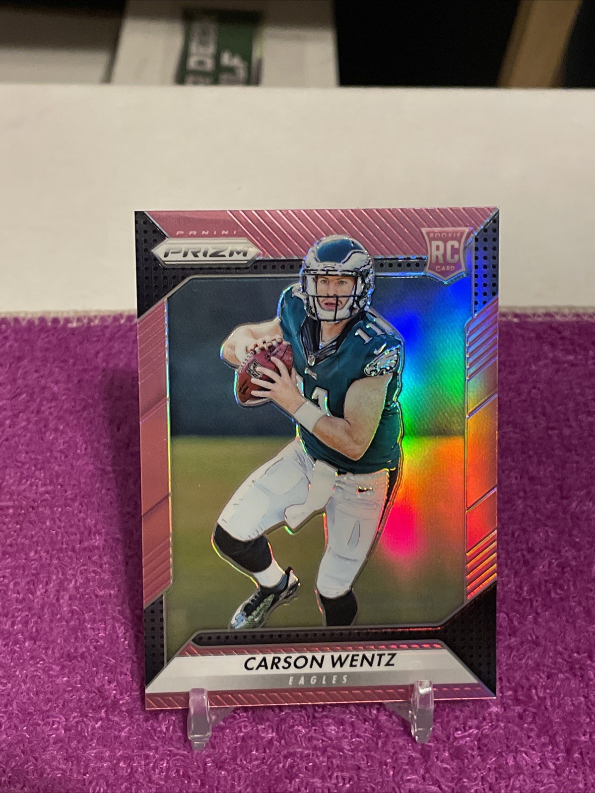 2016 PANINI PRIZM FOOTBALL CARSON WENTZ #218 RC ROOKIE PINK PRIZM EAGLES
