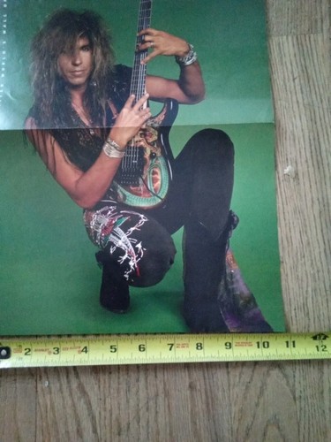 George Lynch Lynch Mob 11 × 15 1/2 Poster - Bild 2 von 3