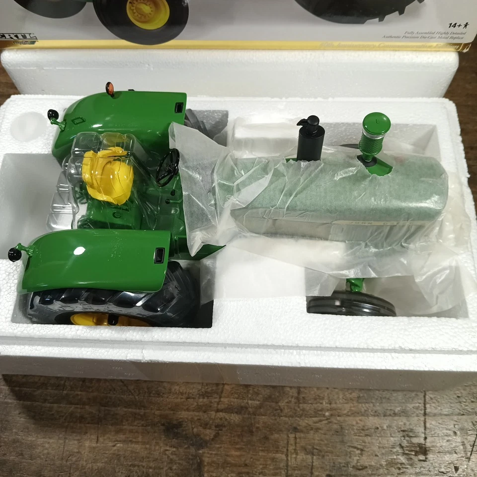 John Deere 5020 Diesel Tractor Precision Series ERTL 40th Anniversary Box - Image 2 of 4