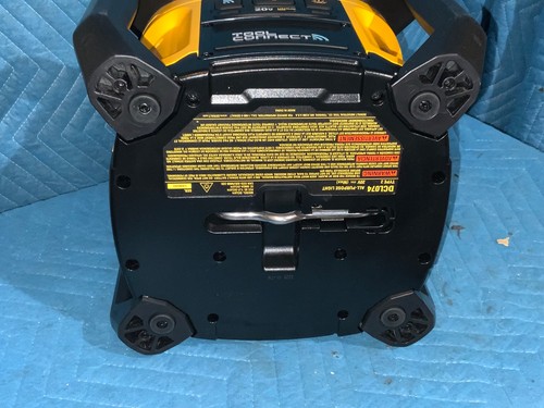 DEWALT DCL074 20V LED 5000 Lumens Cordless Work Light NEW (S1Kflr) - Picture 5 of 5