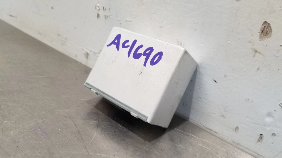 04 HONDA S2000 S2K AP2 CRUISE 控制模块 36700S2AA11 — 第 3/4 张图片