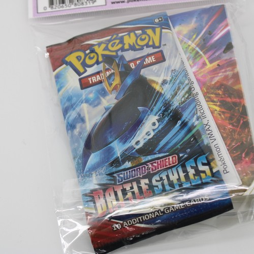 Pokemon TCG Sword & Shield Battle Styles Mini Portfolio & Booster Pack - SEALED - Picture 7 of 7