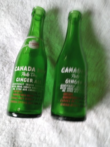 Two Canada Dry Pale Dry Ginger Ale 7 oz. Bottles General Offices New York, N.Y. - 第 2/6 張圖片
