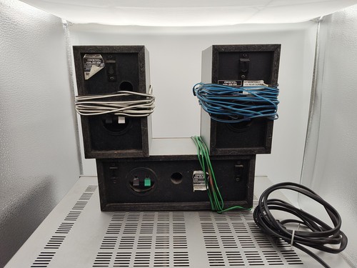 Onkyo-AV Receiver-HT-R320-5.1 CH.-600 W-Home Theater System-W/Speakers-UNTESTED - Picture 17 of 19